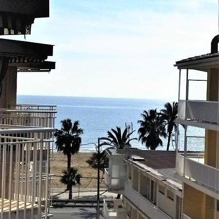 Cambrils Beach Apartment ภายนอก รูปภาพ