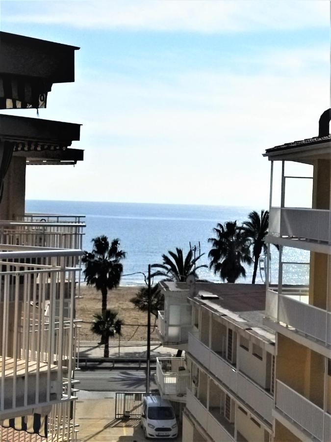 Cambrils Beach Apartment ภายนอก รูปภาพ
