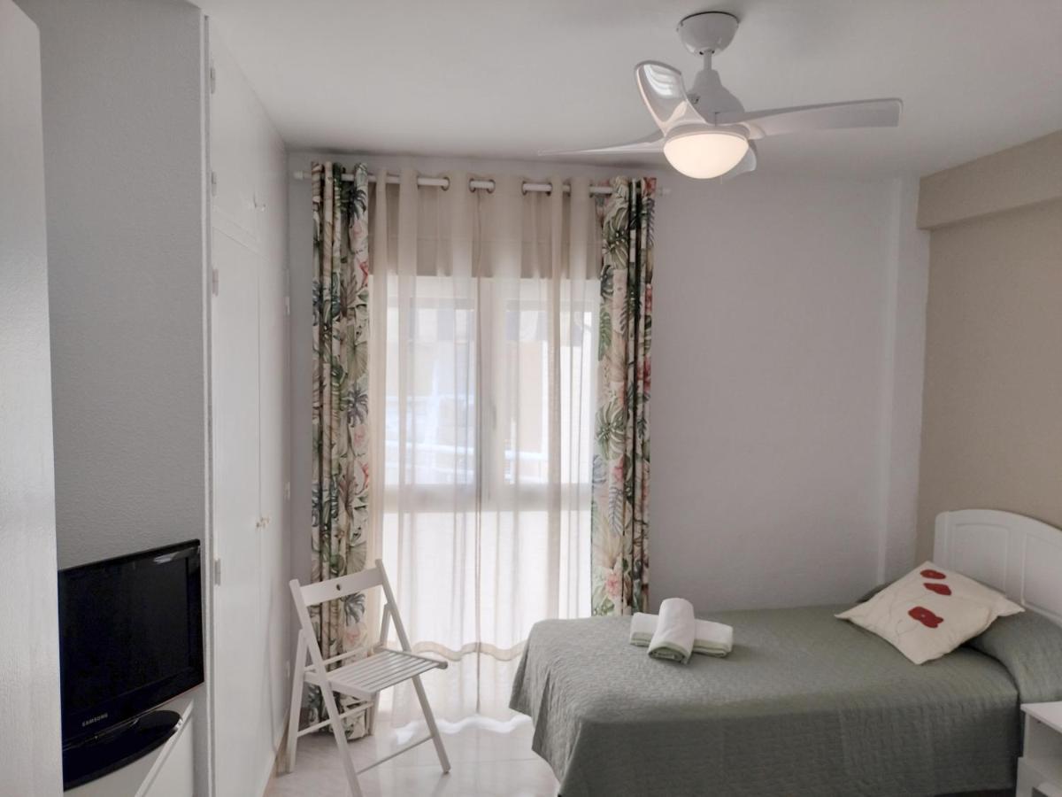 Cambrils Beach Apartment ภายนอก รูปภาพ